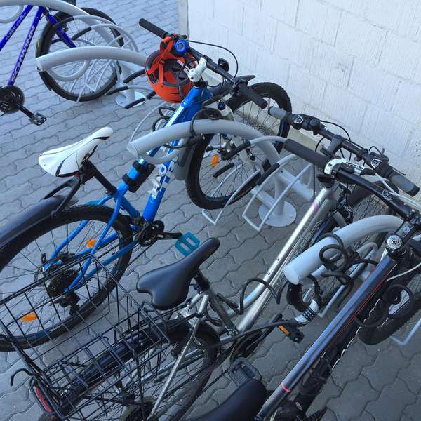 Fahrradparksysteme | Fahrradservice | FalcoIon Fahrradständer, Aufladestation für E-Bikes | image #8 |  