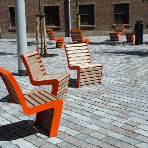 Straßenmobiliar FalcoLinea färbt den Amstel Campus Amsterdam orange