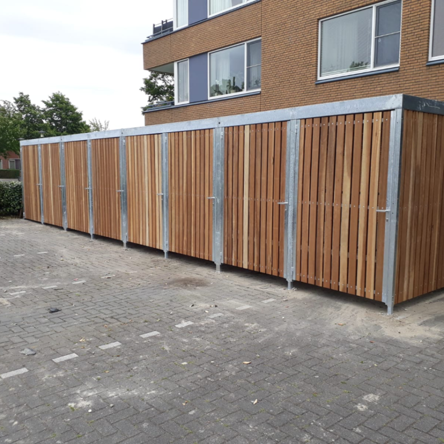 Elektromobil Überdachung für Appartement-Komplex