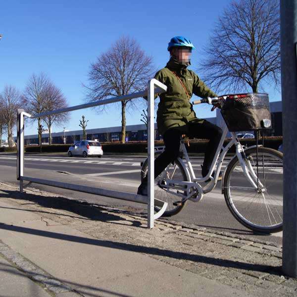 Fahrradparksysteme | Fahrradservice | FalcoSupp Ampeltrittbrett | image #2 |  