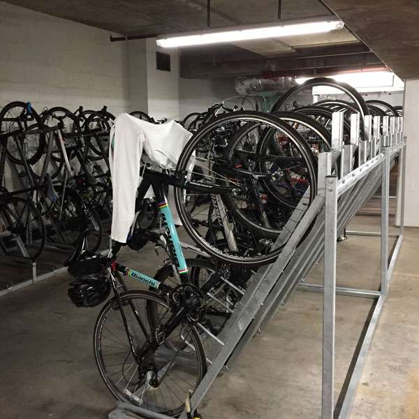 Fahrradparksysteme | Kompakt Fahrradparksysteme | FalcoVert platzsparender Fahrradständer | image #7 |  