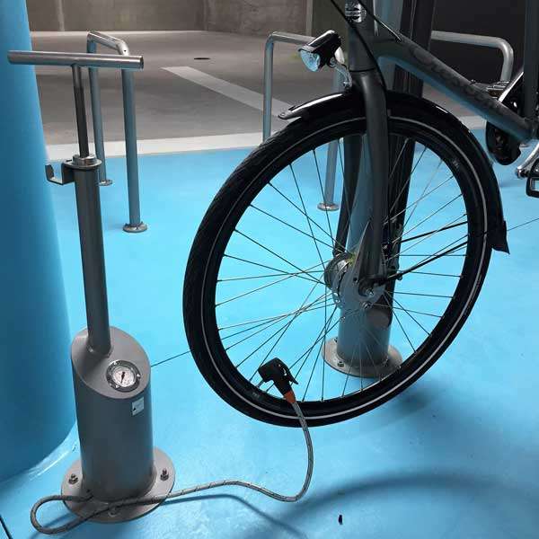 Fahrradparksysteme | Fahrradservice | FalcoFix 2.0 Fahrradpumpe | image #2 |  