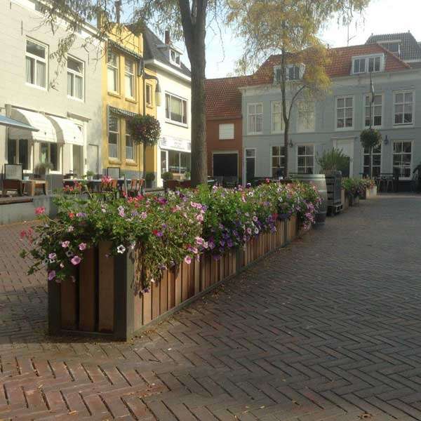 Stadtmobiliar | Blumen- und Pflanzenbehälter | FalcoBloc Pflanzenbehälter | image #6 |  