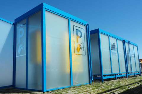 Beklebte und bedruckte Überdachungen