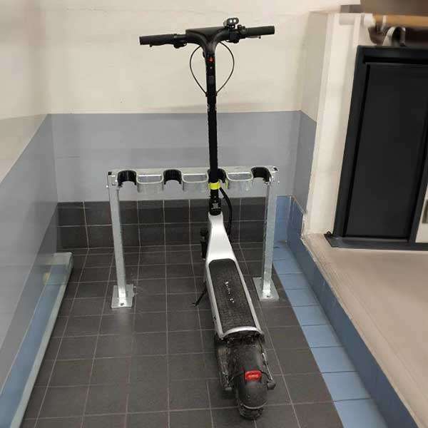 Fahrradparksysteme | Fahrradständer | FalcoRush E-Scooter-Ständer Fahrradparksysteme | Fahrradständer | FalcoRush E-Scooter-Ständer | image #2 |