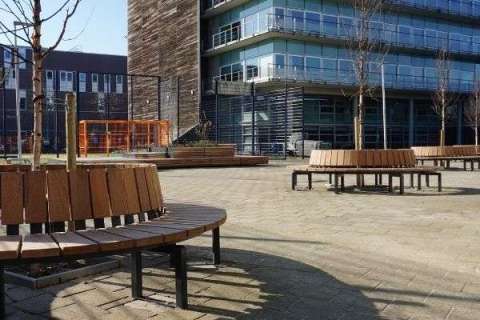 Neugestaltung Schulhof: Montessori Gymnasium Amsterdam