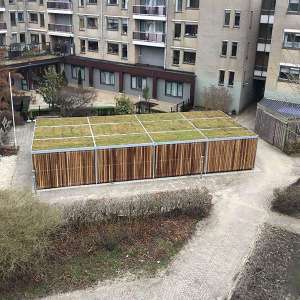 Projekte | Elektromobil Überdachung mit Gründach für eine Senioreneinrichtung | image #1 | 