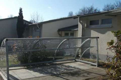 FalcoRoller Kinderwagenunterstand für Kitas in Hamburg