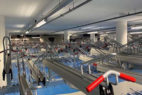 Kompaktes Fahrradparken in Amsterdam: Neuer Fahrradparkkomplex für Booking.com