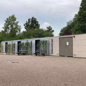 Modernes Fahrradpark- und Containerlagersystem für renovierten Apartmentkomplex in Den Bosch