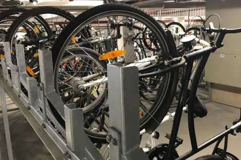 Kompaktes Fahrradparken für die Bewohner der Schellingstraße in Hamburg