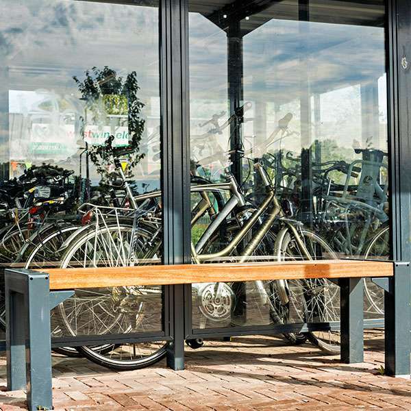 Grüne Oase im Herzen von Westerhaar: Der Busbahnhof am Kervelplatz erstrahlt in neuem Glanz