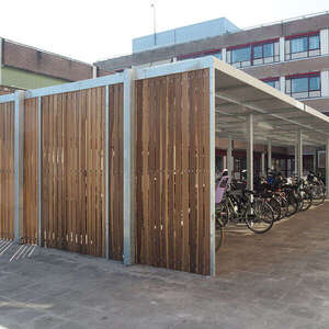 Maßgefertigte Fahrradüberdachung für Krankenhaus in Amsterdam