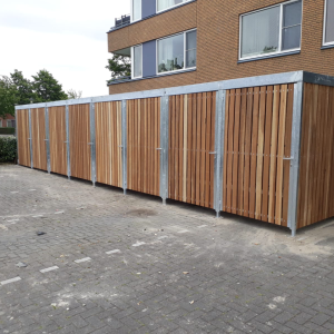 Elektromobil Überdachung für Appartement-Komplex