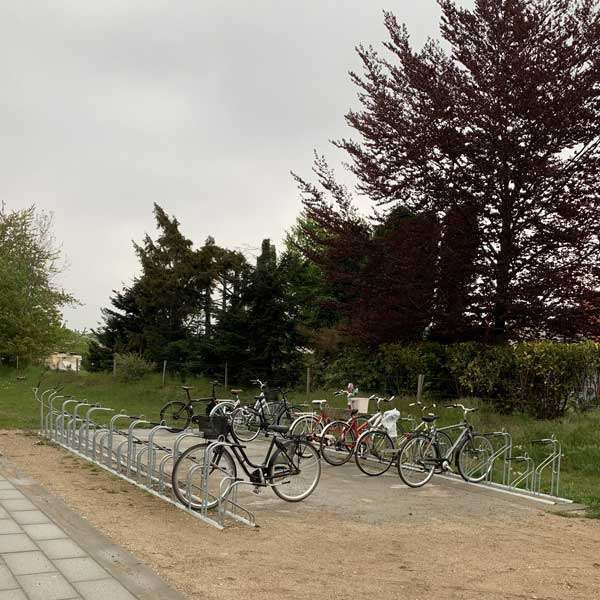 Fahrradständer für Bahnhof in Dänemark