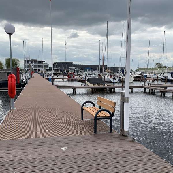 FalcoSwing  Parkbank mit Rückenlehne