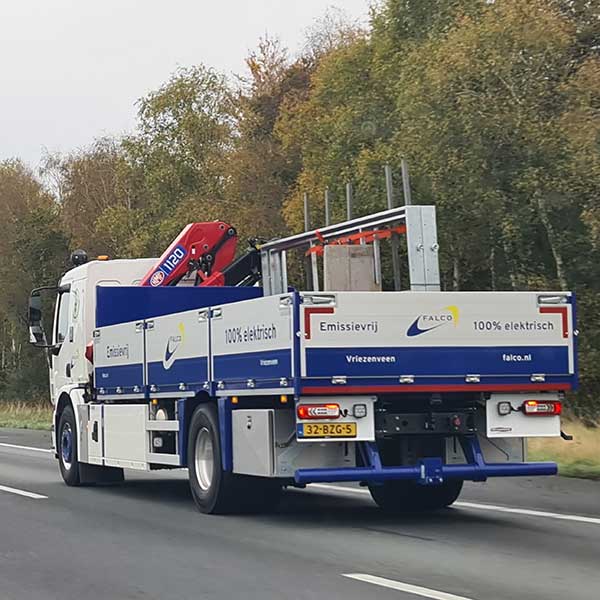 Falco fährt weiter Richtung Nachhaltigkeit mit Elektro-LKW