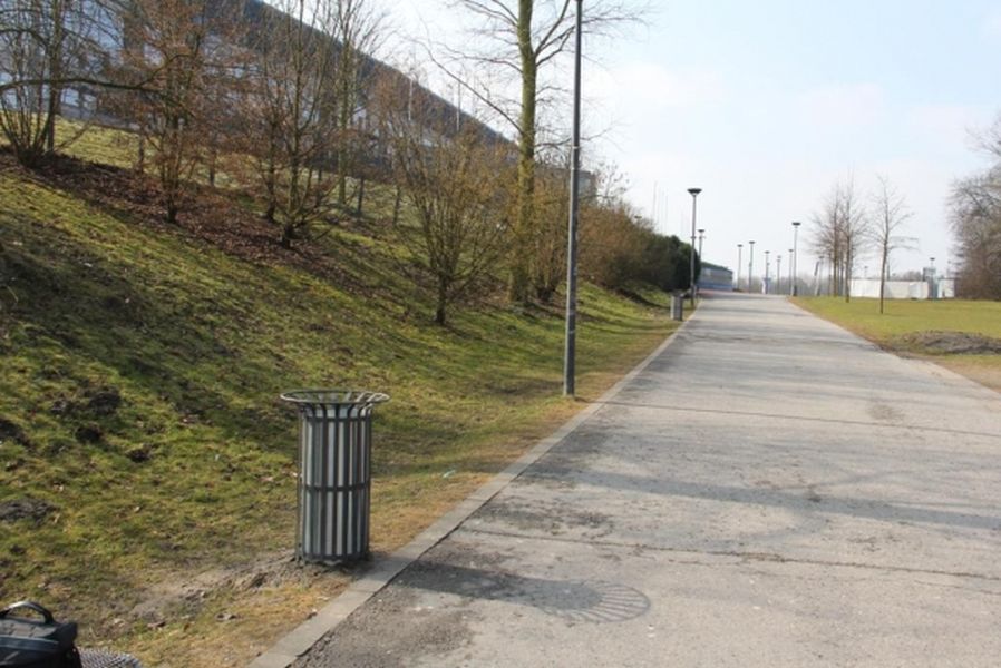 Falco Abfallbehälter für den Außenbereich Schalke 04