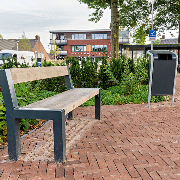 Grüne Oase im Herzen von Westerhaar: Der Busbahnhof am Kervelplatz erstrahlt in neuem Glanz