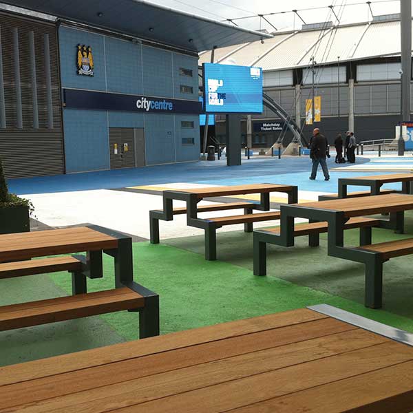 Picknicktische für den FC Manchester City