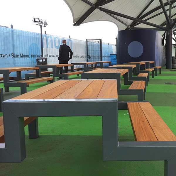 Picknicktische für den FC Manchester City