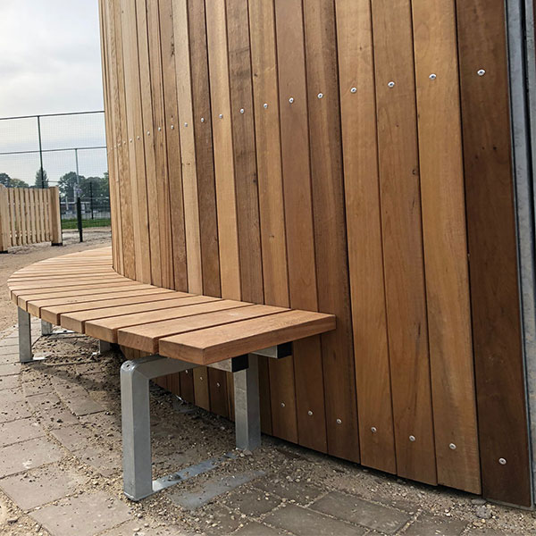 Runde Überdachung für IKC Kinderzentrum