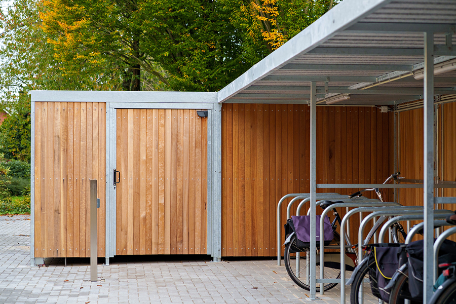 Überdachung für Fahrräder und Elektromobile in der Pflegeeinrichtung Sint Maarten