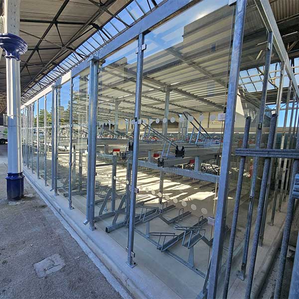 Cycle-Hub: Fahrradabstellanlage am ScotRail-Bahnhof Inverness