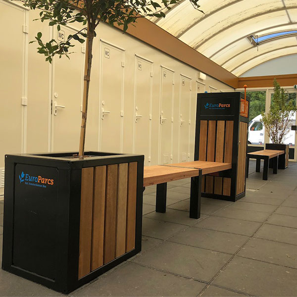 121618 straatmeubilair banken plantenbak afvalbak