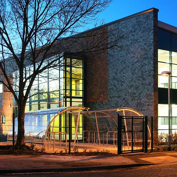 Fietsparkeren fietsoverkapping rokersoverkapping transparant FalcoLite