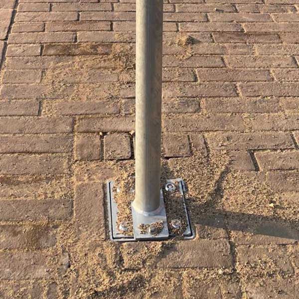 Fahrradanlehnbügel mit Zwischenrohr