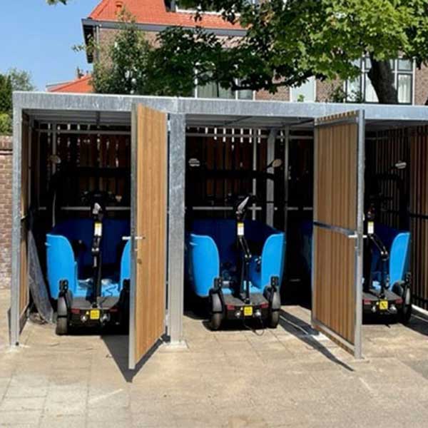 Überdachungen für Krippenwagen und Kinderbusse